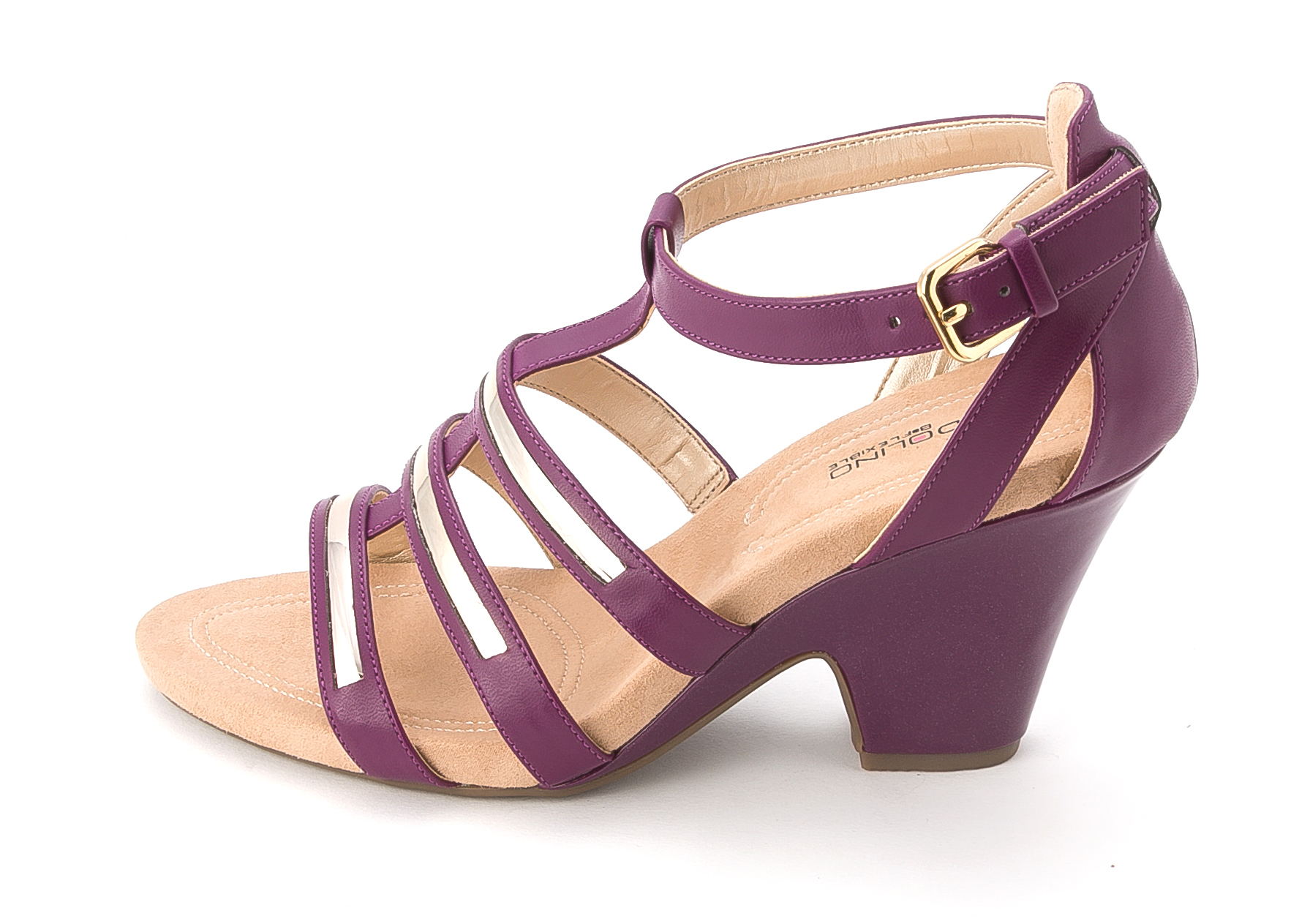 bandolino t strap sandals
