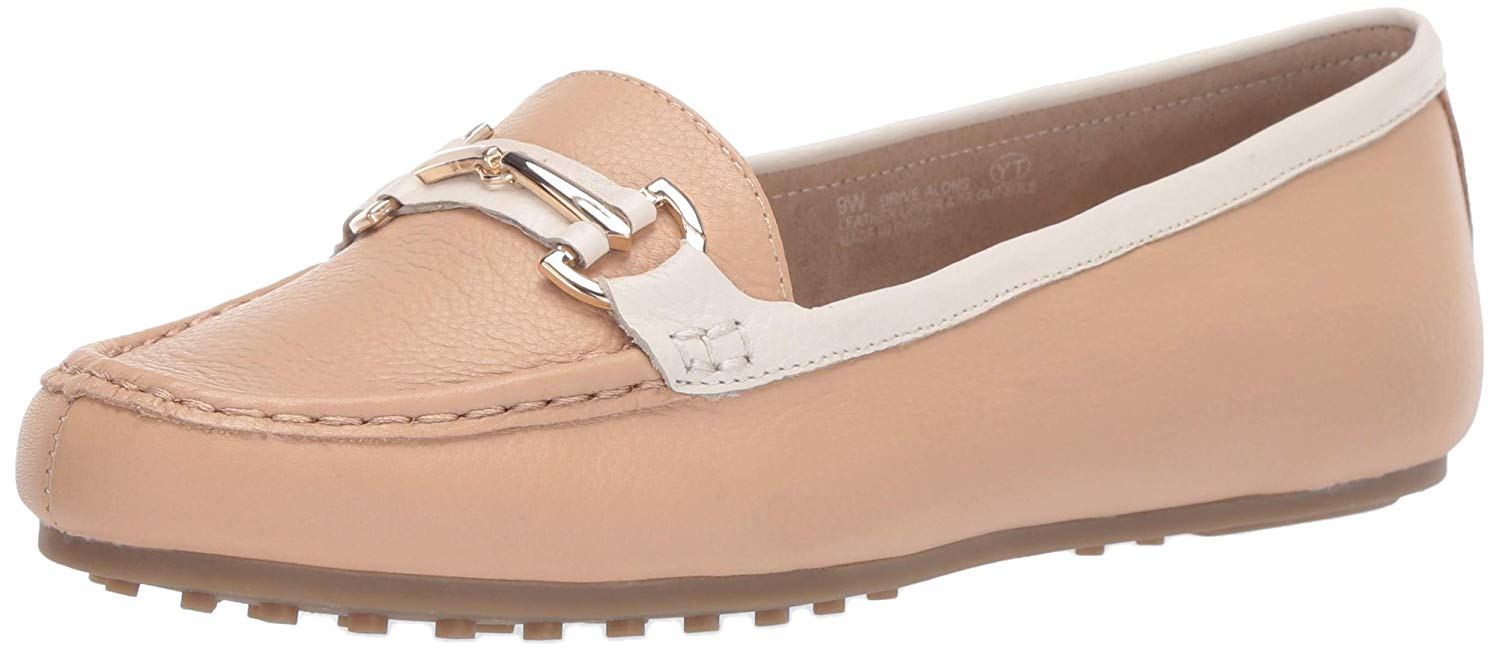 Aerosoles drive along Clearance