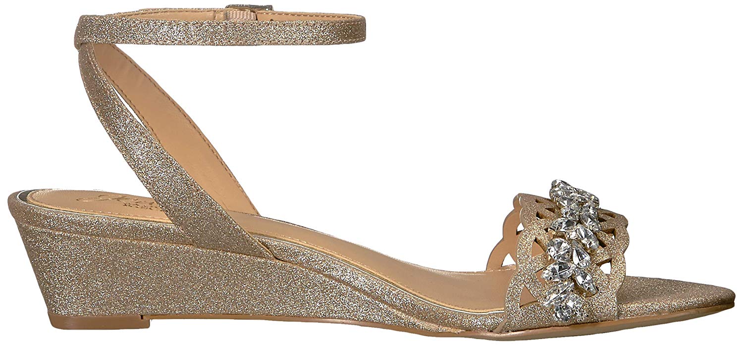 BADGLEY MISCHKA Womens Platform Sandals in Gold Color