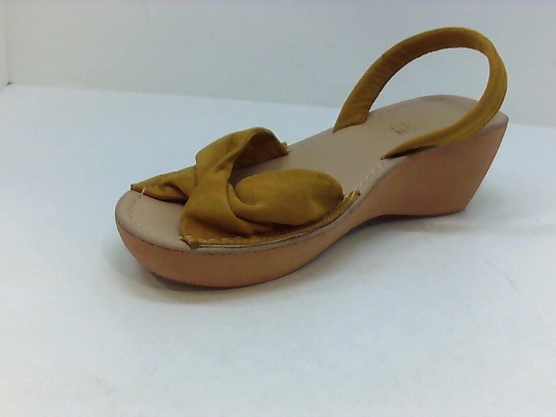 kenneth cole gold flats