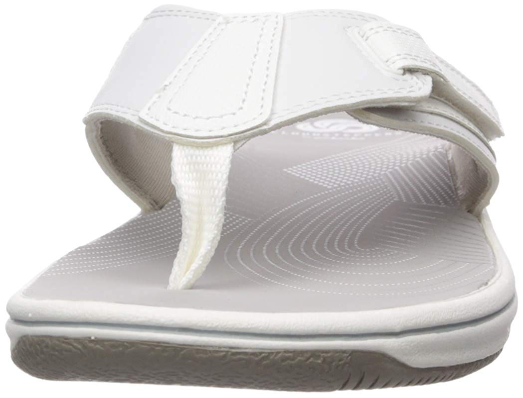 clarks flip flops womens white