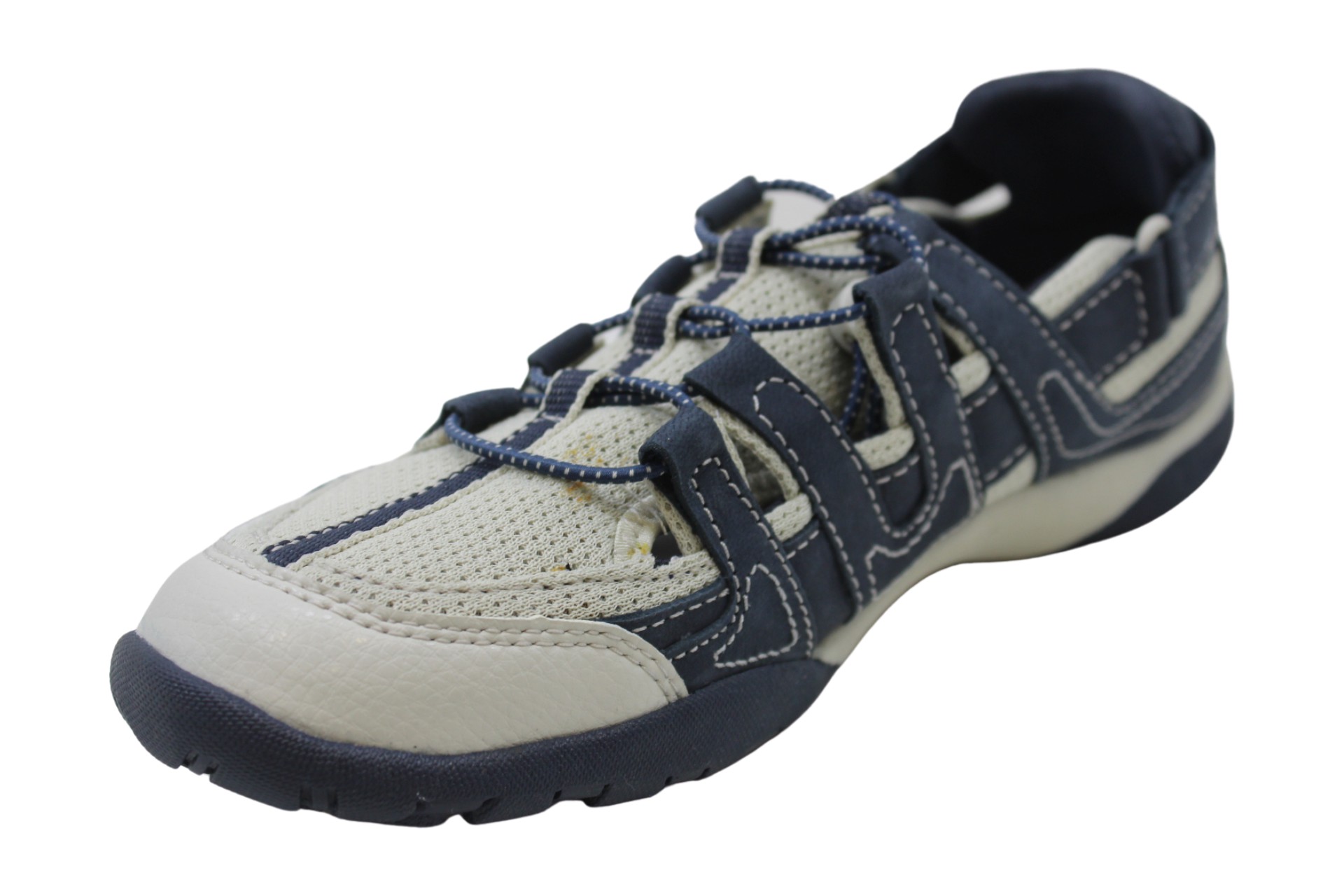 Clarks Womens Vailee Frost Leather Closed Toe Casual Sport