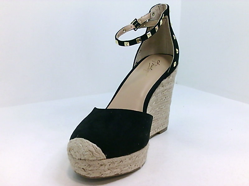 thalia sodi shoes wedges