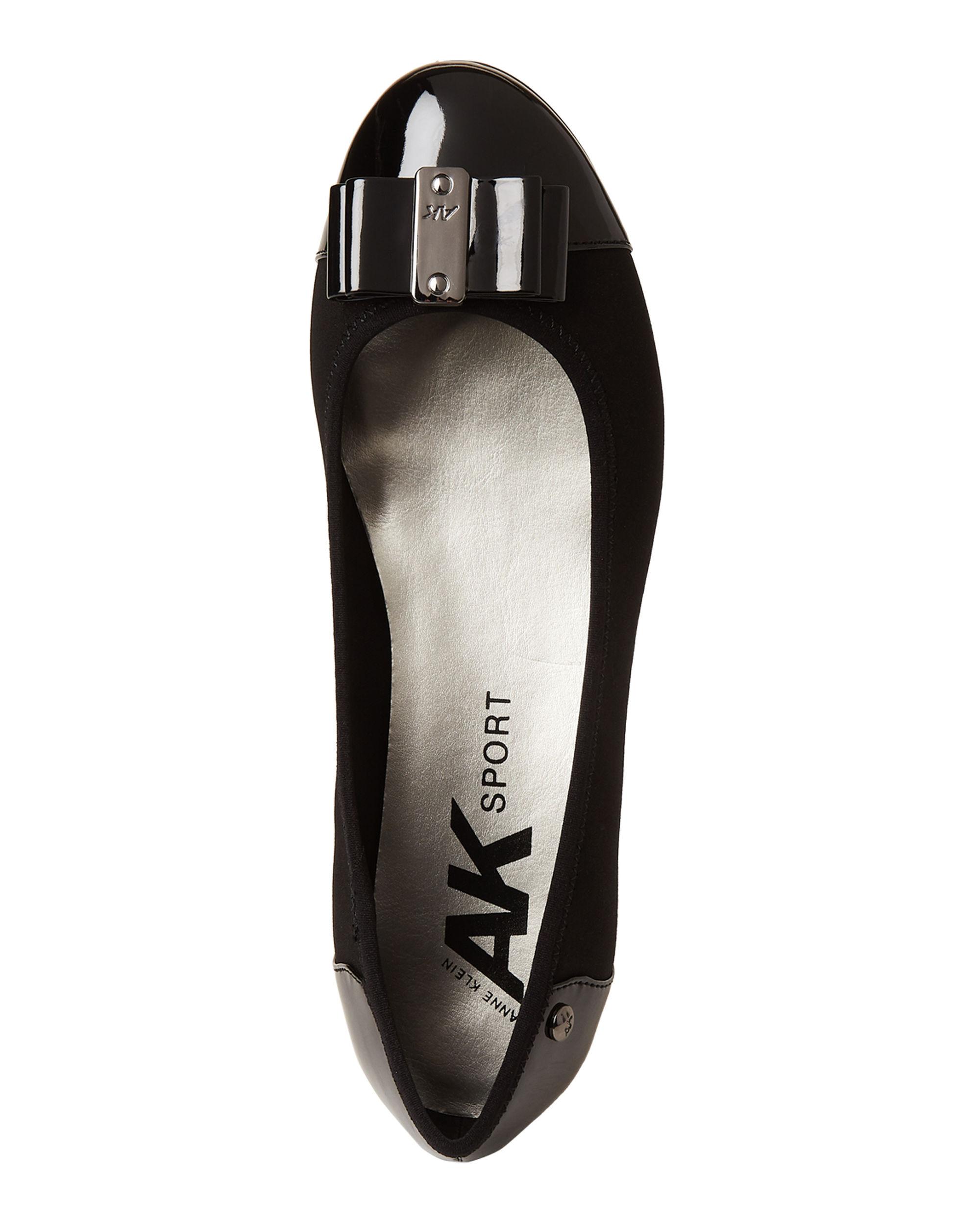 ana black ballet flats